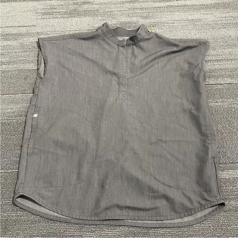 Figs graphite xs Rafaela scrub top